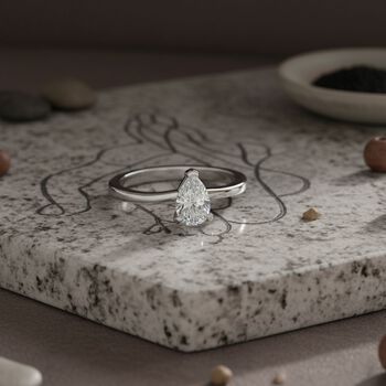 LUXURIANT VS-EF Labor Tropfen Diamant Ring - 0,50 ct.