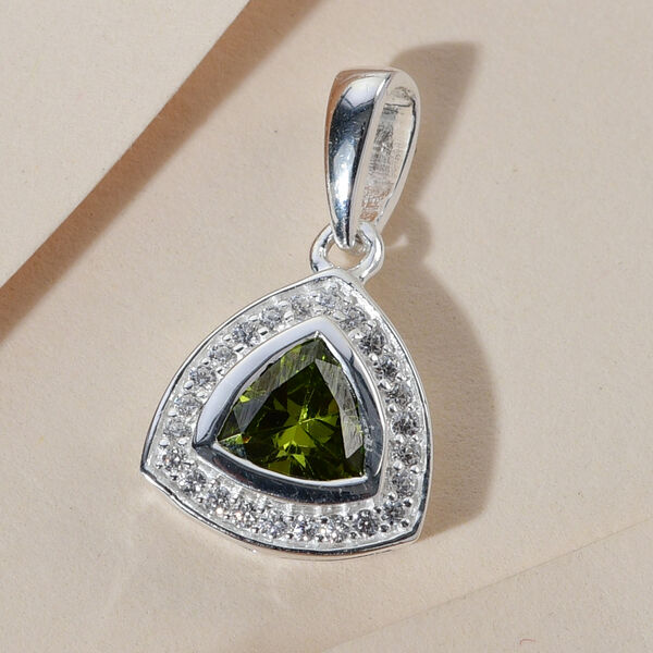 LUSTRO STELLA - Wei&szlig;er und Peridot farbener Zirkonia-Anh&auml;nger, 925 Silber ca. 1,46 ct image number 3
