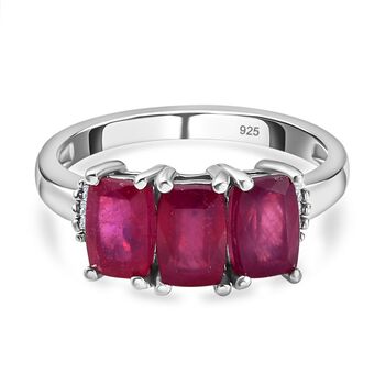 Afrikanischer Rubin und wei&szlig;er Diamant-Ring, 925 Silber platiniert  ca. 2,77 ct