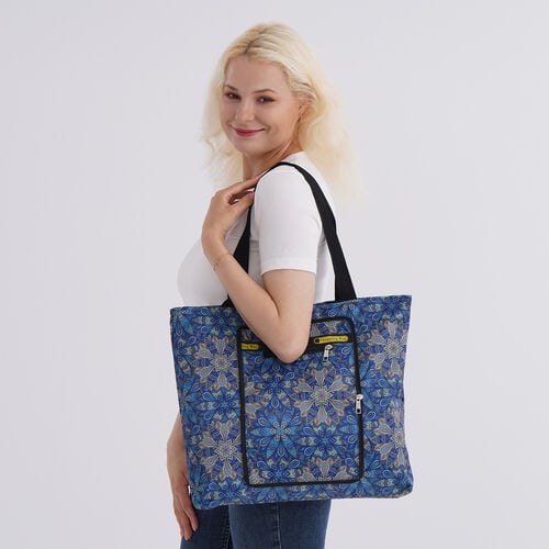 Faltbare Einkaufstasche mit Blumenmuster, aus wasserabweisendem Polyester, mit Innen- und Außentasche, 40x43 cm, Tragegriffe ca. 22 cm, Blau image number 1