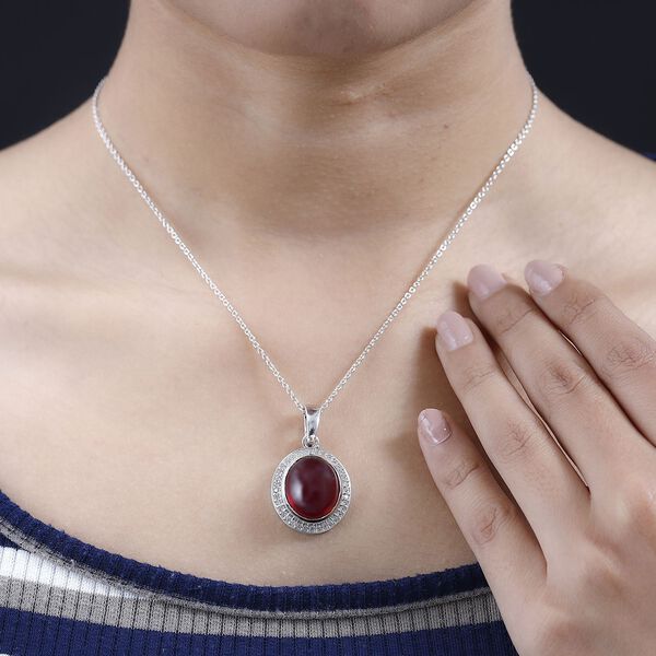 AAA Afrikanischer Rubin und weißer Zirkon Anhänger mit Kette, 925 Silber platiniert ca. 20.52 ct image number 3