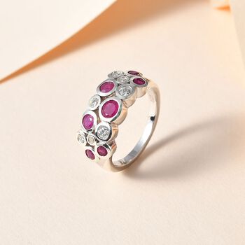 Afrikanischer Rubin und Moissanit-Ring - 1,59 ct.