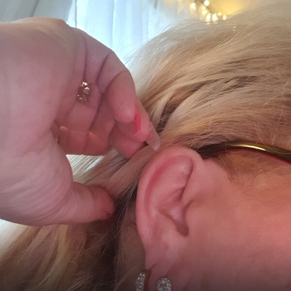 Weißer Zirkonia Ohrringe, ca., goldfarben 0.60 ct image number 5