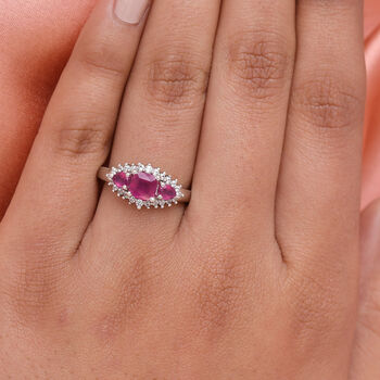 Afrikanischer Rubin und Zirkon-Ring, (Fissure gef&uuml;llt), 925 Silber platiniert