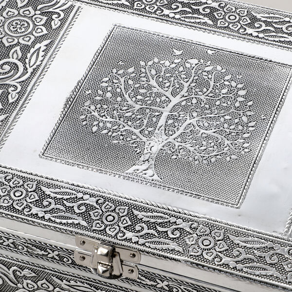 4-teiliges Set handgefertigter Aluminiumboxen mit Lebensbaum-Motiv, Größen von 24x17x9 bis 13x6,5x3 cm image number 8