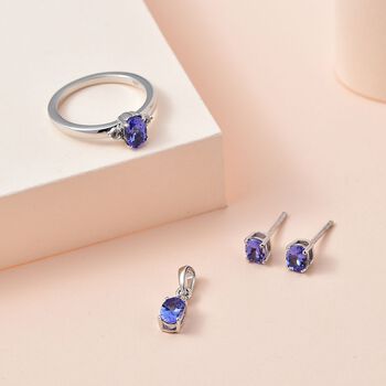 3er-Set AA Tansanit und Zirkon Ring, Ohrringe und Anh&auml;nger - 1,85 ct.