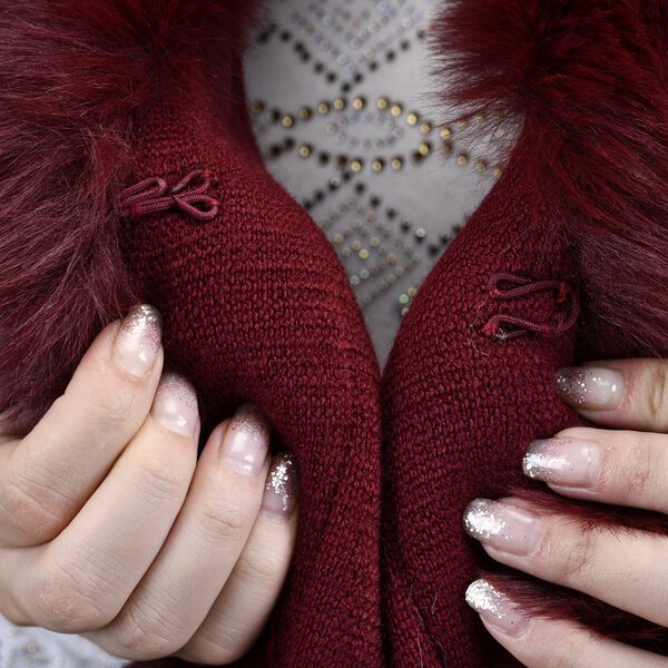 TAMSY Ruana mit Kunstfellbesatz, Einheitsgr&ouml;&szlig;e Burgunderrot image number 5