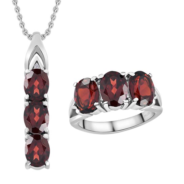 2er Set - Roter Granat Anh&auml;nger mit Kette und Ring, Edelstahl ca. 8.55 ct