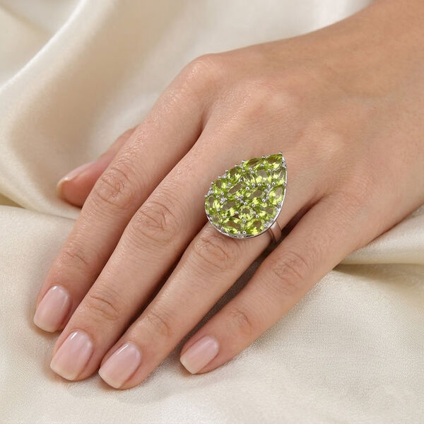 Nat&uuml;rlicher Peridot-Cluster-Ring in Silber, 7,43 ct. image number 3