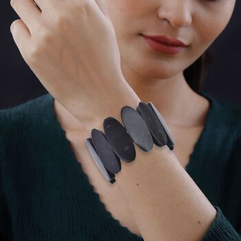 Schwarze Muschelkernperle Armband Flexibel