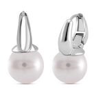 Wei&szlig;e Muschelkernperle (11-13 mm) Ohrringe, silberfarben