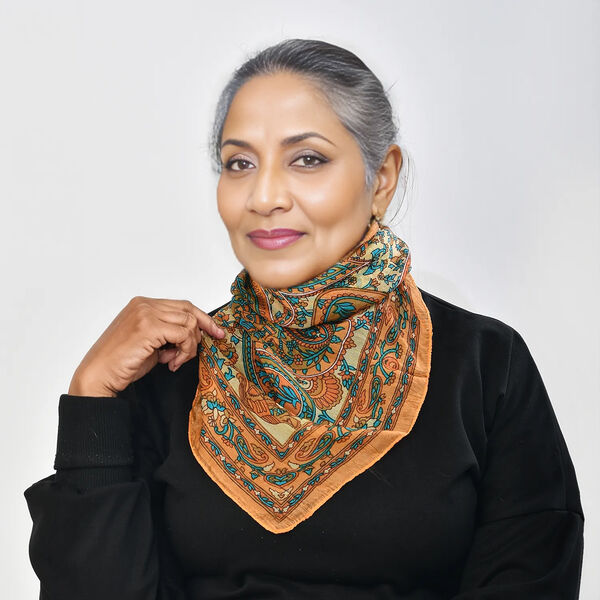 Schal aus Seide, Ockergelb image number 2