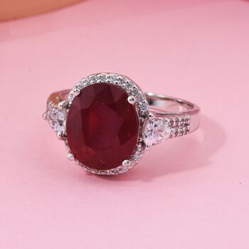 Afrikanischer Rubin (Fissure gef&uuml;llt), Wei&szlig;er Zirkon Ring 925 Silber rhodiniert (Gr&ouml;&szlig;e 19.00) ca. 4.90 ct