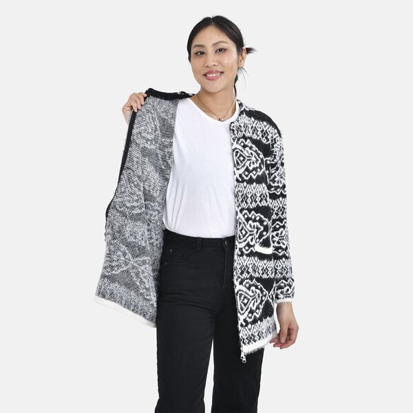 Unisize Cardigan, schwarz weiß gestreift image number 5