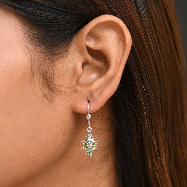 Nat&uuml;rliche, gr&uuml;ne Apatit Ohrringe - 1,98 ct. image number 2