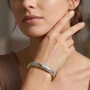 Emaille-Armreif mit Fischmotiv, Hellblau, ca. 18,5 cm