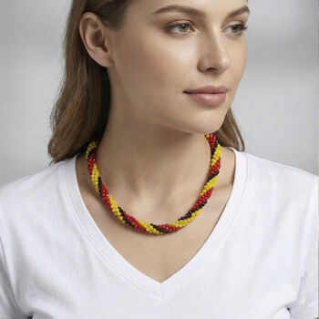 Gelbe, schware und rote Kristall 45cm Halskette