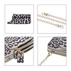 Handytasche mit Tragekette und RFID Schutz, 11x7x18cm, Leopard-Weiß image number 4