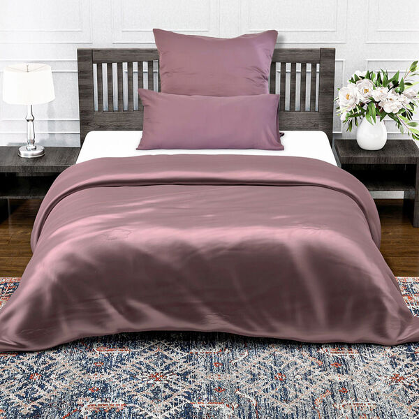 Serenity Night - 100% Bambus-Steppdecke mit Bambusf&uuml;llung und 2er-Set Bambus-Kissenbez&uuml;ge Mauve image number 0
