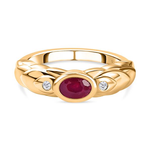 Afrikanischer Rubin (Fissure gef&uuml;llt), wei&szlig;er Zirkon Ring, 925 Silber vergoldet (Gr&ouml;&szlig;e 21.00) ca. 0.73 ct