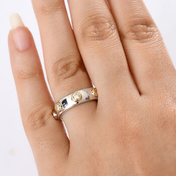 D&rsquo;Joy Moissanit zweifarbiger Bandring - 0,70 ct.