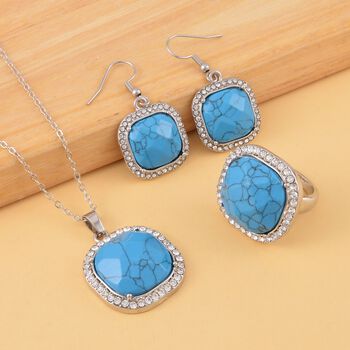 Blaues Howlit und wei&szlig;es Kristall-Schmuckset