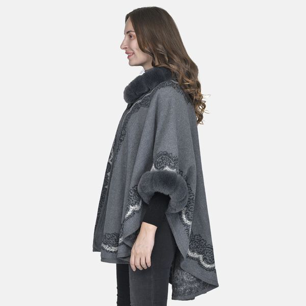 TAMSY - Designer Kunstfell Ruana, Grau image number 3