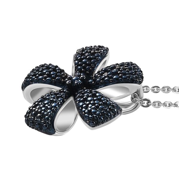 Anh&auml;nger mit 50cm Kette und blauen Diamantakzenten image number 4