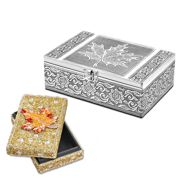 2er-Set – Oxidierte 20x13,5x7cm Aluminium-Schmuckbox und 16x9,5x3,8cm Perlen-Box, Ahornblatt-Prägung, Silber und Beige image number 0