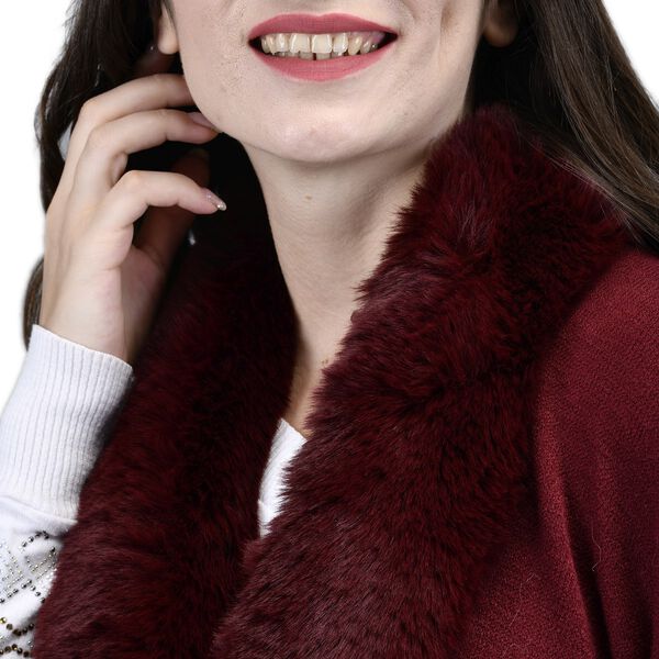 TAMSY Ruana mit Kunstfellbesatz, Einheitsgr&ouml;&szlig;e Burgunderrot image number 4