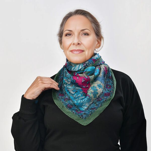 Schal aus Seide, olivgrün image number 2