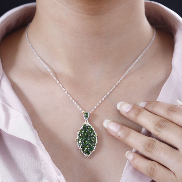 Natürlicher Chromdiopsid-Anhänger mit 50cm Kette - 4,31 ct. image number 3