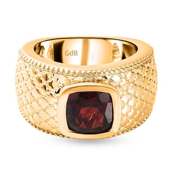 Roter Granat Ring in Goldton - 2,67 ct.