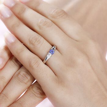 AA Tansanit und Zirkon Ring- 0,39 ct.