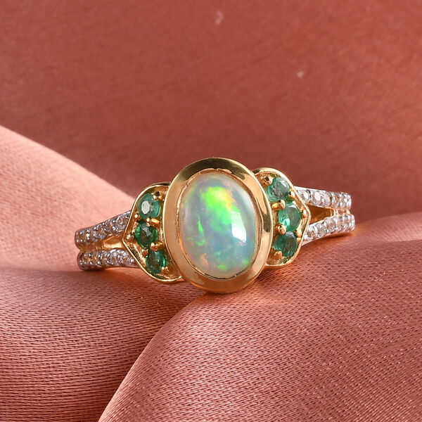 Nat&uuml;rlicher &Auml;thiopischer Opal und Smaragd Ring, 925 Silber vergoldet  ca. 1,31 ct image number 2