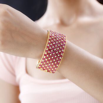 Afrikanischer Rubin und Zirkon-Armreif, 19cm - 40,30 ct.