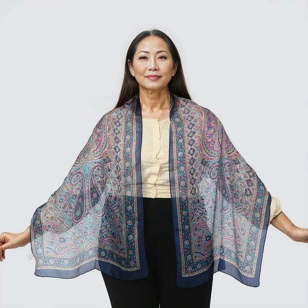 Geschmeidiger Luxuri&ouml;ser 100% Seidenschal, dunkelblau image number 7