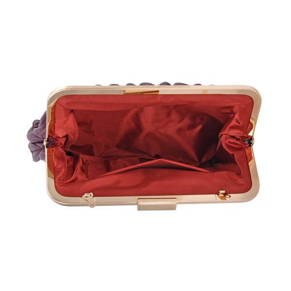 Clutch mit Metallschulterriemen in Stepp-Optik, Nude image number 5