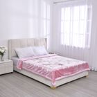Wolkenweiche Decke mit floralem Muster, 200x230cm, rosa