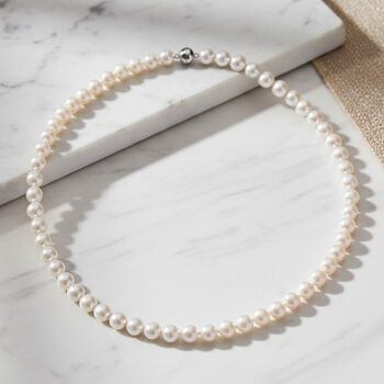 Wei&szlig;e Muschelkernperle (9-11 mm) Halskette ca. 60 cm 316L Edelstahl