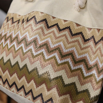 Jacquard Handtasche aus Jute mit Zig-Zag Muster, kaffeefarben