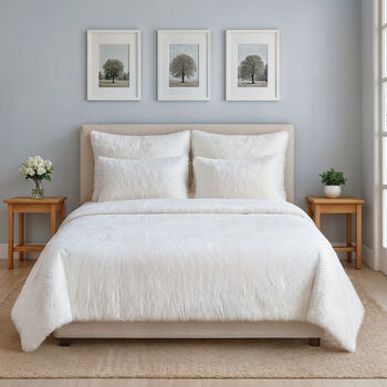 SERENITY NIGHT 3er-Set - &Uuml;berwurf und 2 Kissenbez&uuml;ge aus Kunstfell, wei&szlig;