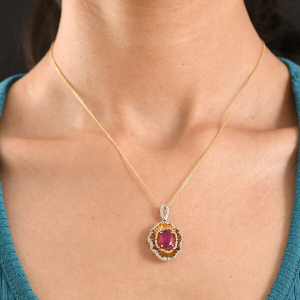 D'Joy - Liebe in Bl&uuml;te Afrikanischer Rubin (Fissure gef&uuml;llt), Wei&szlig;er Zirkon Schmuckset ca. 50 cm 925 Silber 750 Gelbgold Vermeil ca. 3.59 ct image number 2