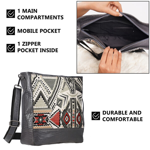 Crossbody Bag aus echtem Leder und Jacquard mit Krokoprägung, schwarz image number 15