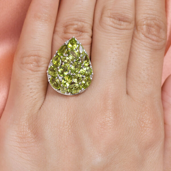 Nat&uuml;rlicher Peridot-Cluster-Ring in Silber, 7,43 ct. image number 3
