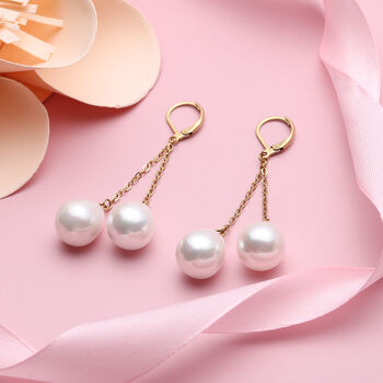 Wei&szlig;e Muschelkernperlen-Ohrringe