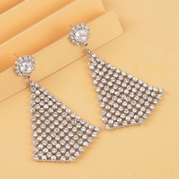 Dreieckige wei&szlig;e Kristall-Cluster Design Ohrringe, silberfarben image number 1