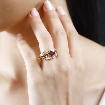 Afrikanischer Rubin und Zirkon-Ring - 3 ct.