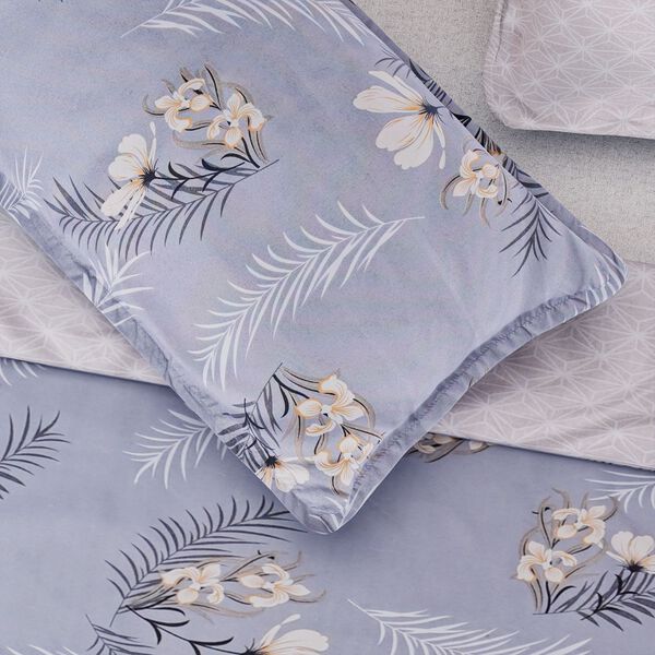 6-teiliges Bettbezug Set, 2 Bettbez&uuml;ge, 4 Kissenbez&uuml;ge, hellblau image number 4