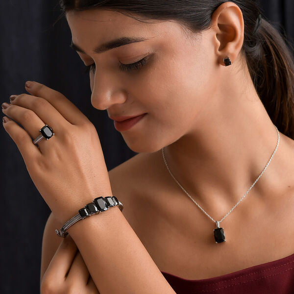 4er-Set, Schwarzer Spinell-Armband, Ring, Ohrstecker und Anh&auml;nger - 44,31 ct. image number 3